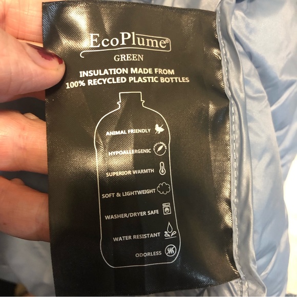 Bernardo ladies winter coat size medium - Picture 11 of 11